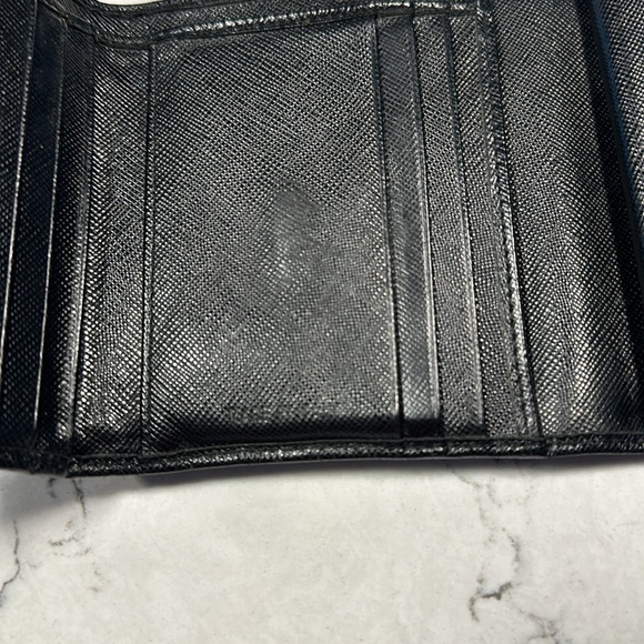 Prada Portafoglio Saffiano Nero Black Italian Leather Wallet M176A Authentic - Picture 8 of 10